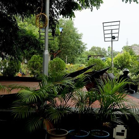 Panchobon Art Resort Shānti Niketan Exteriör bild