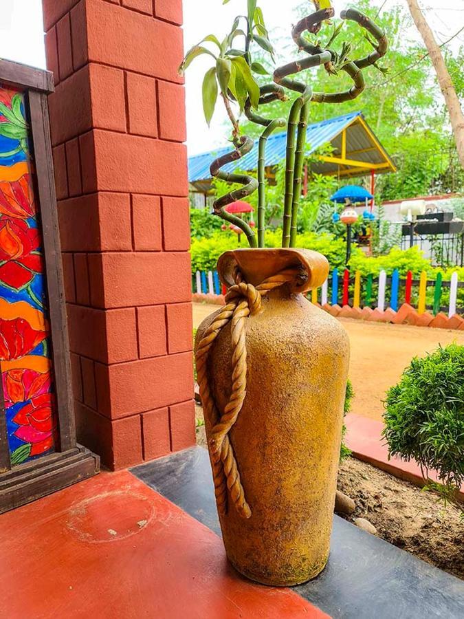 Panchobon Art Resort Shānti Niketan Exteriör bild