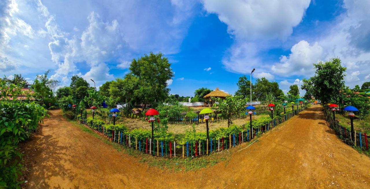 Panchobon Art Resort Shānti Niketan Exteriör bild