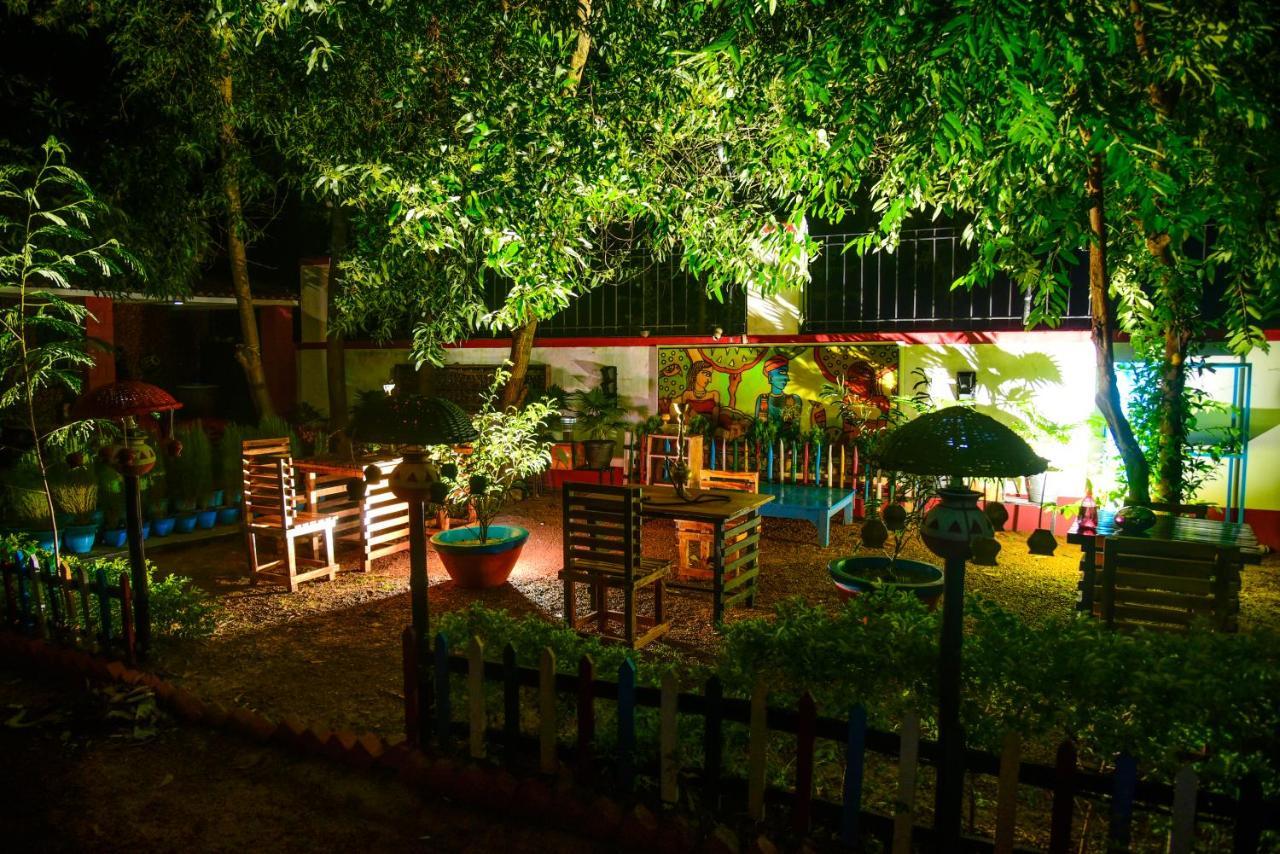 Panchobon Art Resort Shānti Niketan Exteriör bild