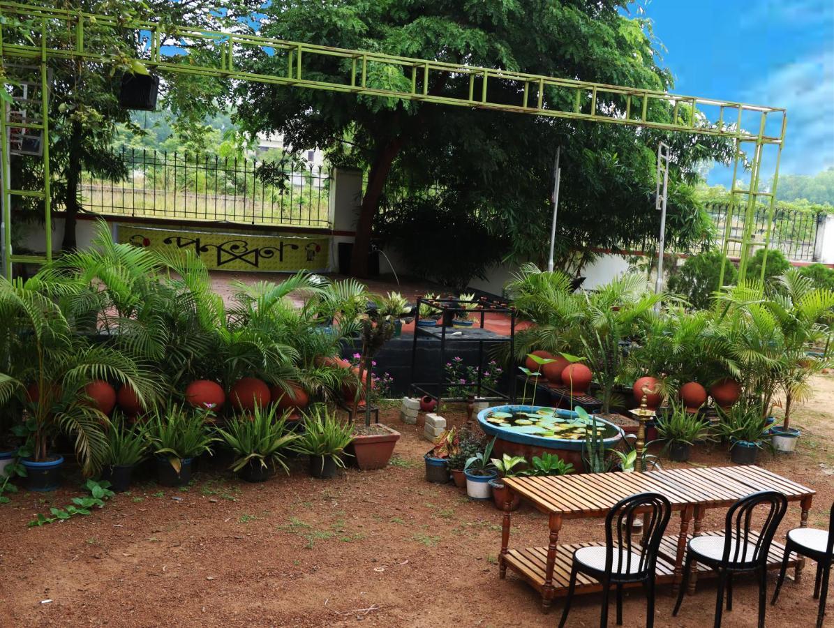 Panchobon Art Resort Shānti Niketan Exteriör bild