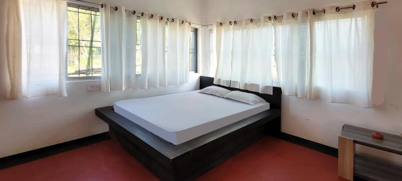 Panchobon Art Resort Shānti Niketan Exteriör bild
